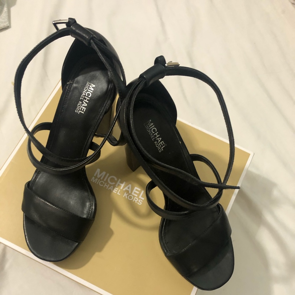 Shoes MK